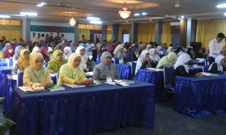 Peserta Pendidikan dan Pelatihan Peningkatan Kompetensi Pengawas dan Kepala RA/Madrasah